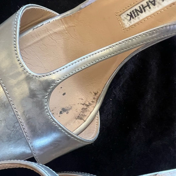 Manolo Blahnik Silver heels - Picture 10 of 11